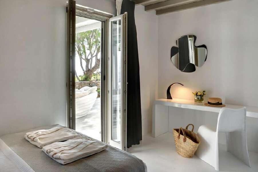 Villa Dafni 4Bed With Pool In Kalafatis Spilia Mykonos Town Exterior foto